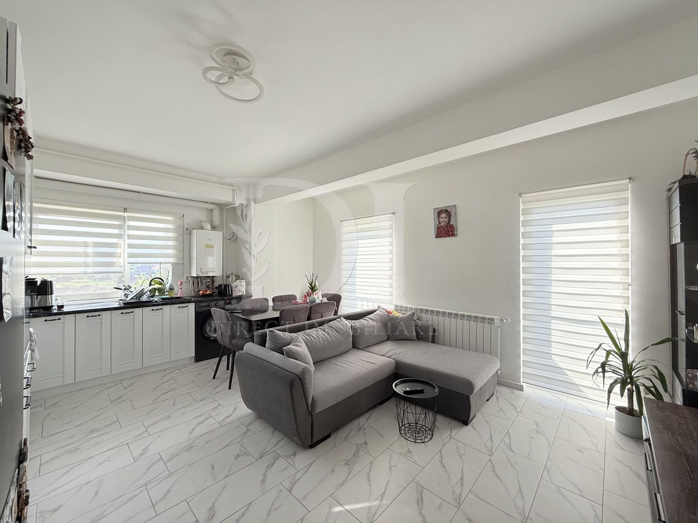 Apartament la cheie / etaj intermediar / Zona Lidl, Floresti - Poză 2
