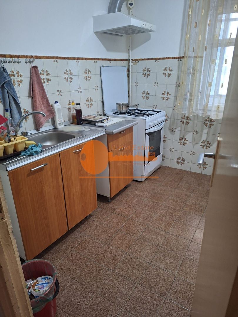 De închiriat – Apartament 2 camere, Crângași - Poză 9