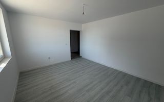 Disponibil imediat. Decomandat. TVA 21% inclus in pret - Poză 5