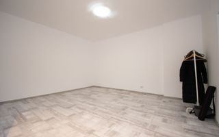 Apartament 2 camere cu 2 bai, pe 2 niveluri in vila renovata - Central - Poză 14