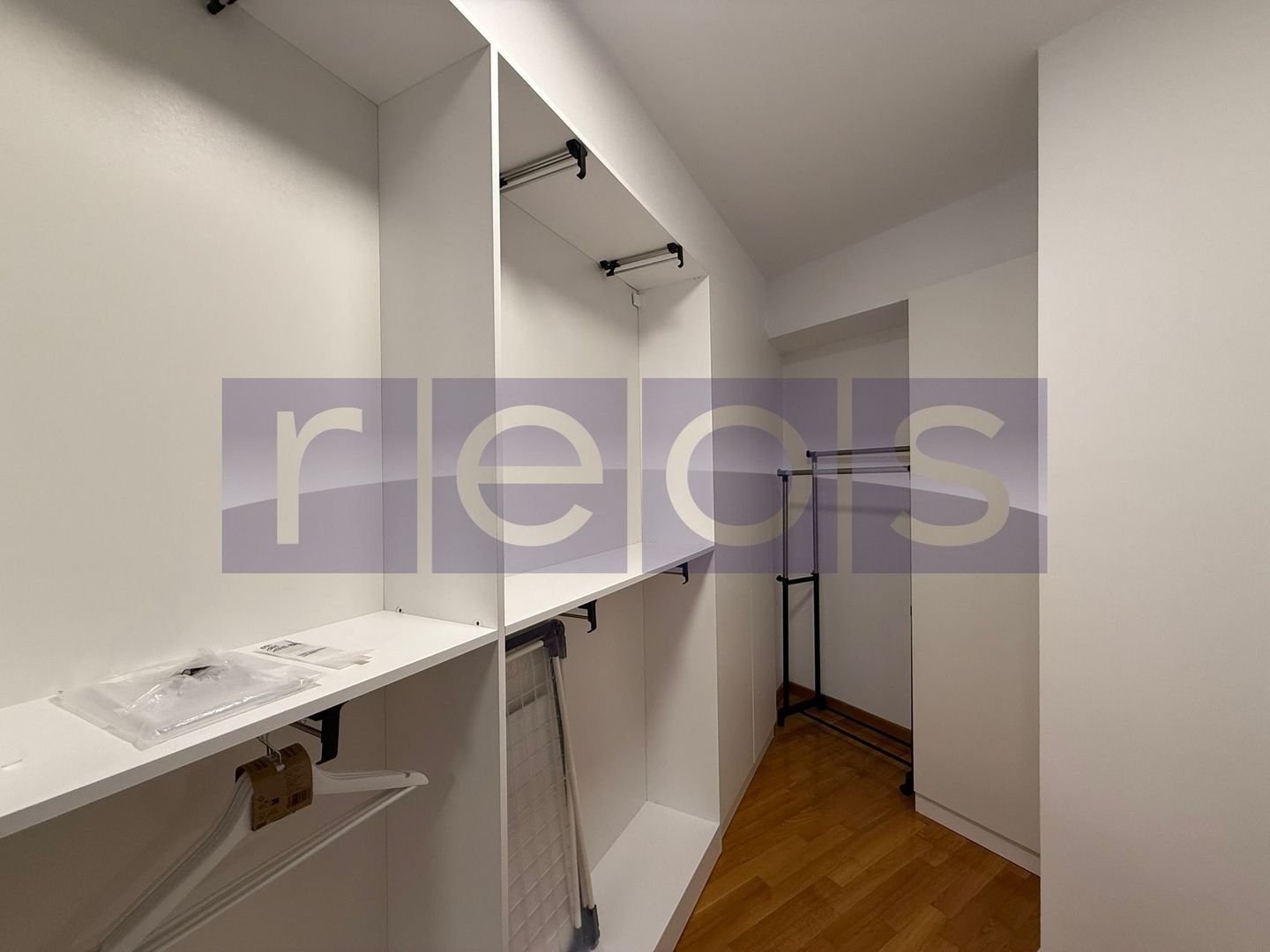 INCHIRIERE 3 CAMERE | SOS NORDULUI | LUX | MOBILAT SI UTILAT | 110MP | - Poză 17