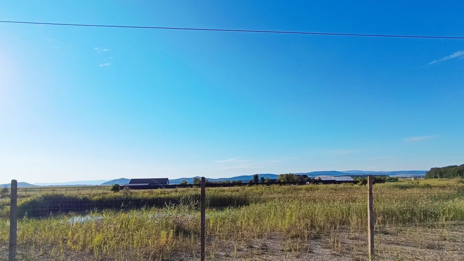 Teren  si lac in Harman - Poză 3