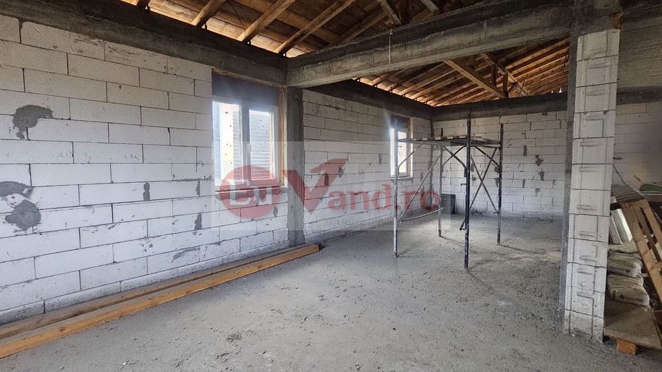 Casa la rosu Bariera Traian, teren 896 mp, COMISION 0% - Poză 11