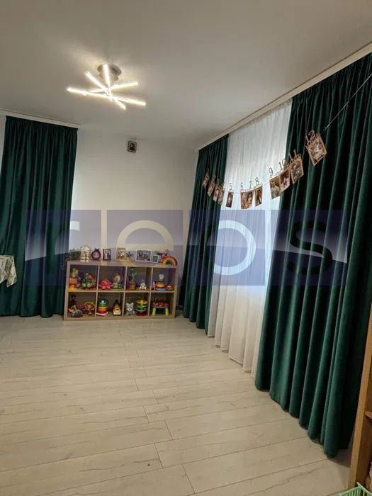 DE VANZARE DUPLEX 93MP PLUS CURTE 200 MP - Poză 2