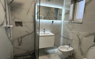 Casa superba de vanzare, situata intr-o zona aerisita a Dezmirului! - Poză 17