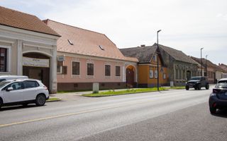 Casă Săsească Autentică cu Șură Impresionantă în Cristian – Teren 2729mp - Poză 3