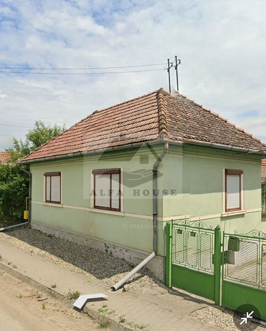 Casă 3 camere, priveliște Castelul Ugron – pretabil si pentru investie - Poză 2