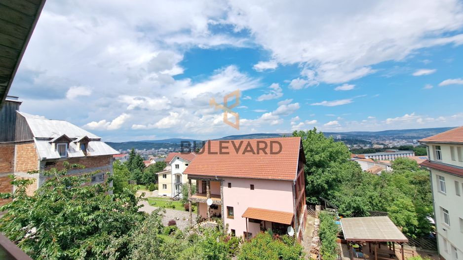 Casa individual situata in zona Hasdeu - Poză 2