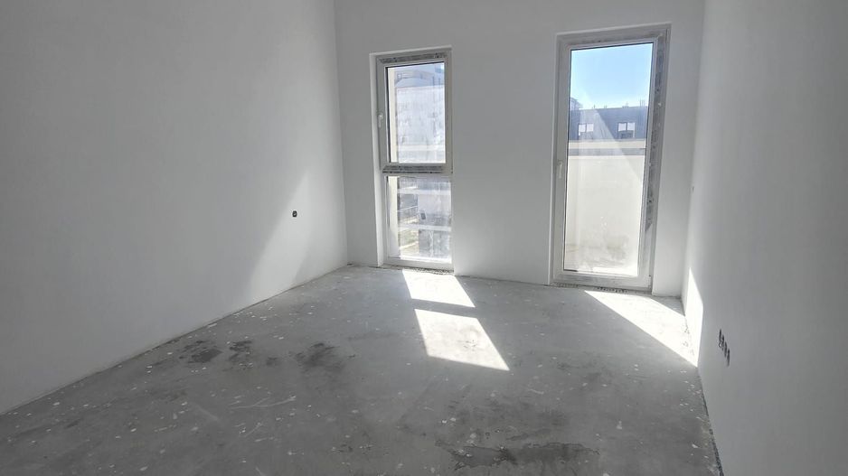 COMISION 0% APARTAMENT 2 CAMERE FINISAT STRADA EROILOR - Poză 2