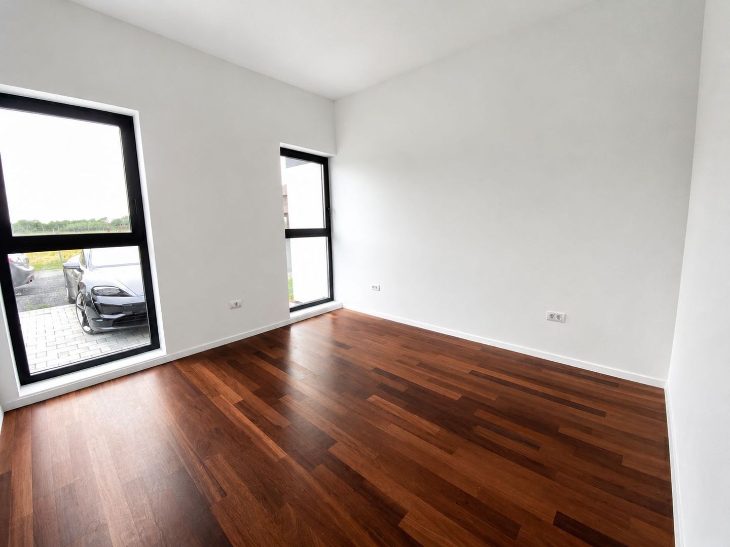 COMISION 0%, Duplex 5 Camere, Despartit Camera Tehnica, 125mp, SACALAZ - Poză 4