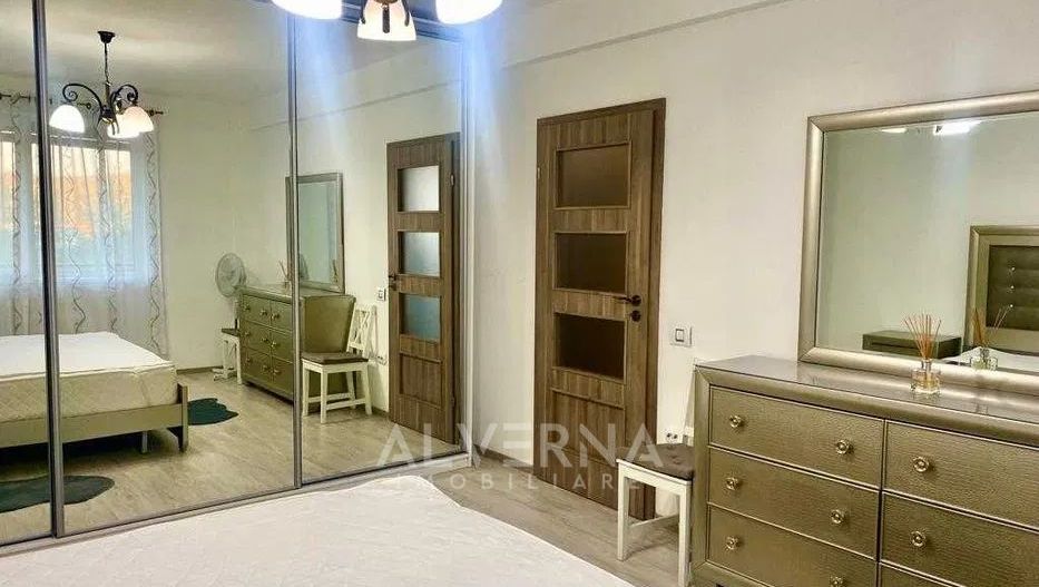 Apartament 2 camere semidecomandat | 52mp | parcare I zona Borhanci - Poză 3