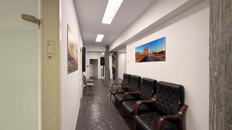 Spatiu comercial / birouri  - 230 mp |  Parcare privata - Poză 5