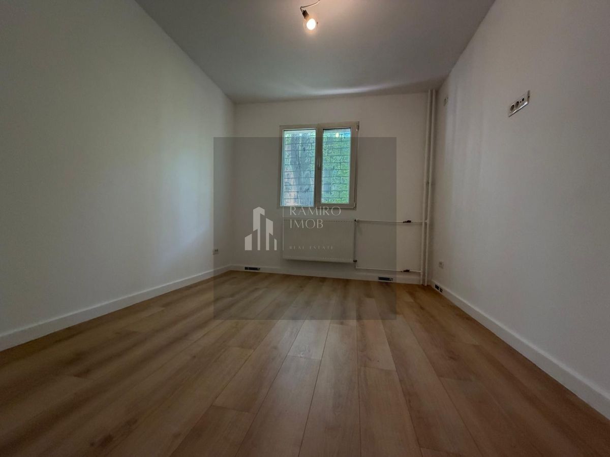 Apartament 3 camere  67 mp/ RENOVAT/ SECTOR 3/  5MIN METROU TITAN - Poză 4