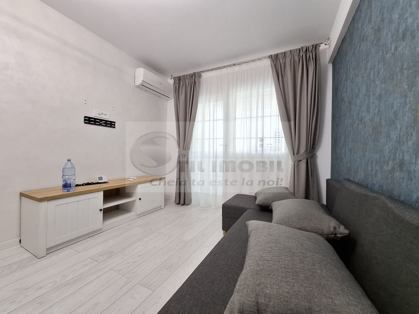 Liber, mobilat, de vanzare apartament 2 camere, Cug Pepiniera - Poză 8