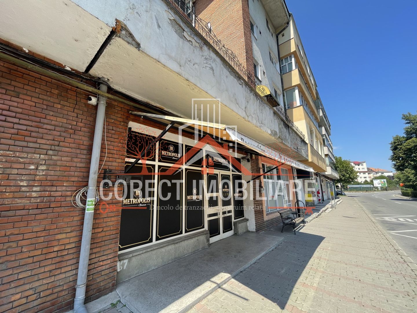 Spațiu comercial de închiriat . - Poză 8