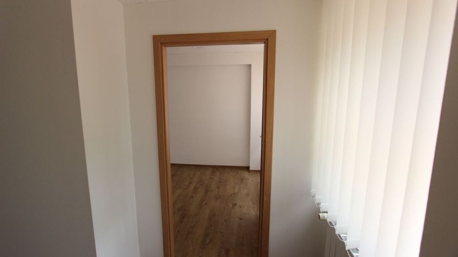 Imobil birouri in zona ultracentrala - Poză 34