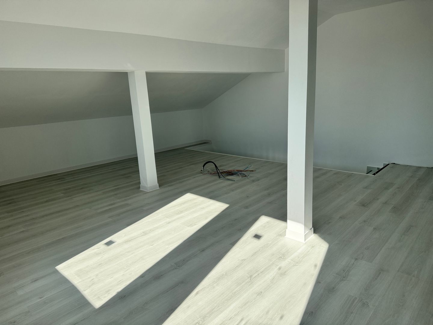 Vila 5 camere Otopeni Central-bucatarie si finisaje incluse - Poză 20