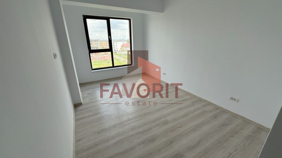 Langa ESO. 73 mp. Bloc nou cu lift. - Poză 5