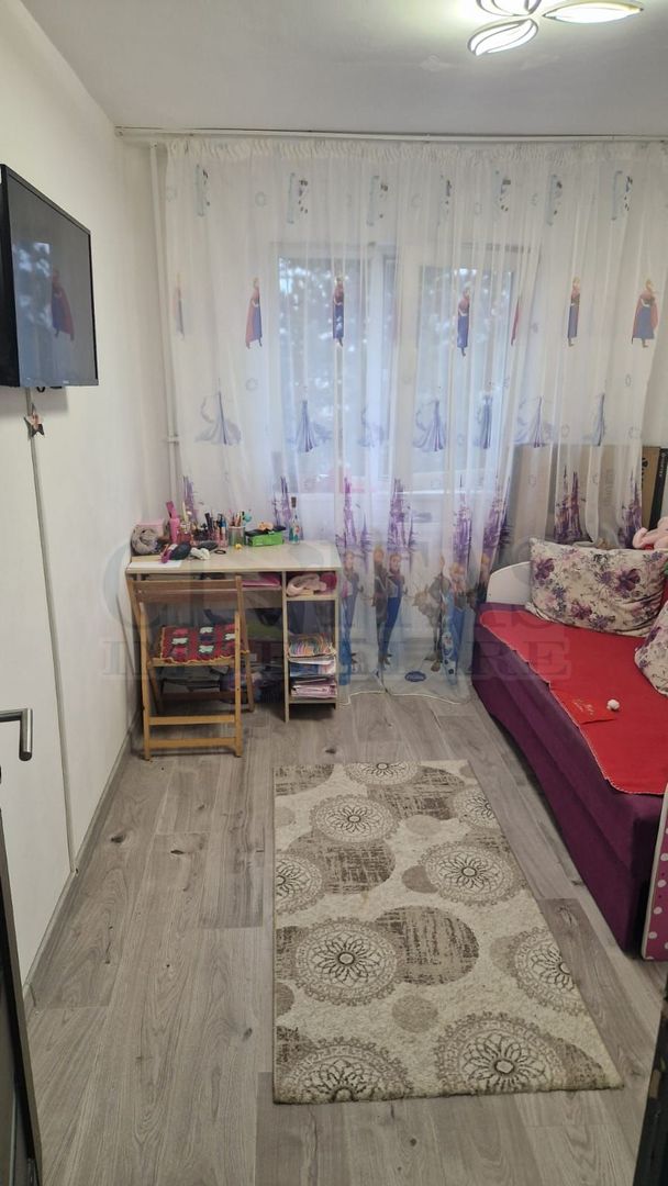 Apartament cu 3 camere in Manastur, zona Big - Poză 4