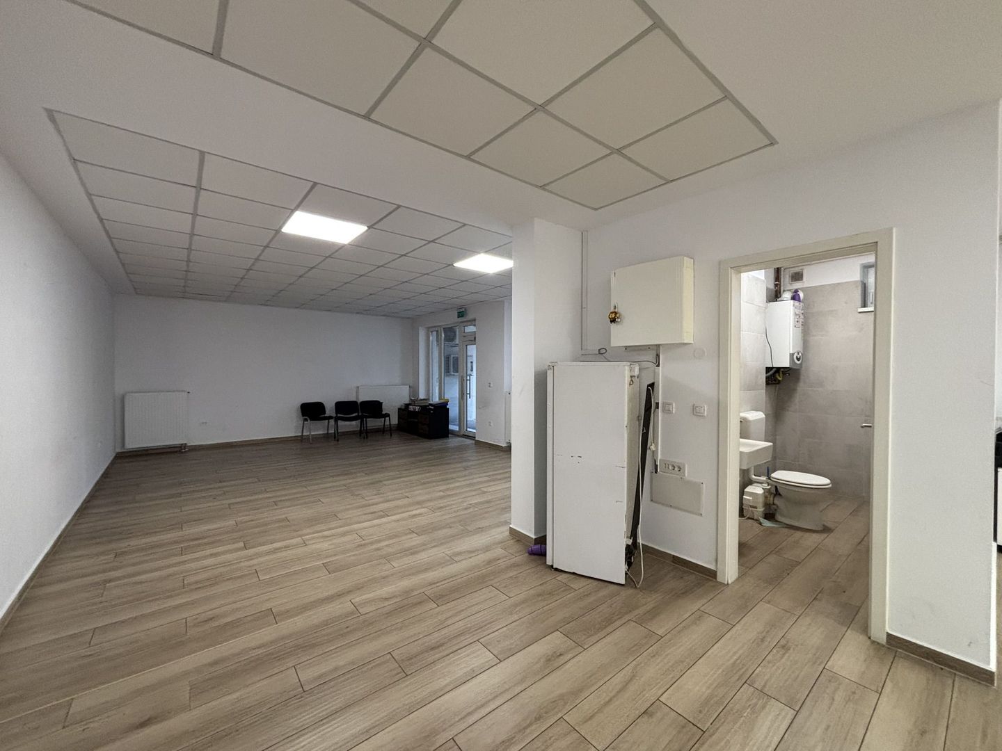 Spatiu comercial la demisol in Coresi Avantgarden - Kasper - Poză 3