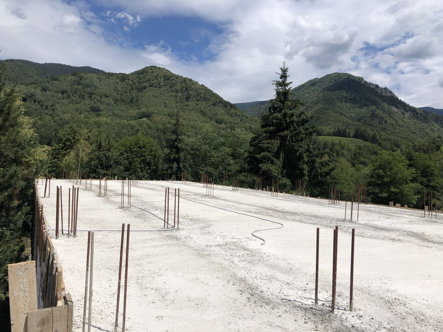 Hotel în constructie-Poiana Mărului plata in rate - Poză 8