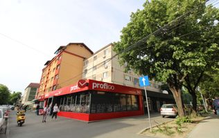 Complex Studentesc str.Daliei, et 3, bloc anvelopat; necesita renovare completa.