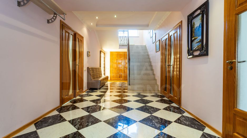 Casă în 4 nivele, amplasat pe strada Chicago, Stăuceni. - Poză 24