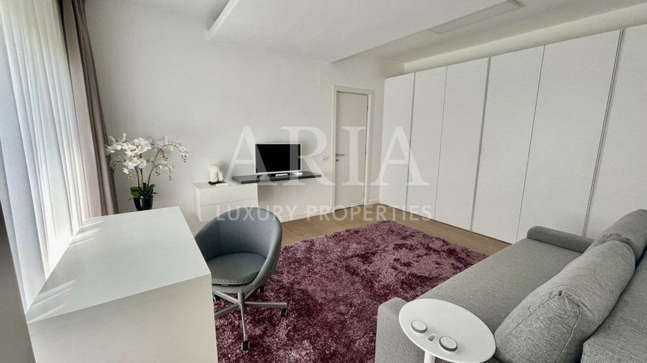 VILA MODERNA DE INCHIRIAT I EROU IANCU NICOLAE I PIPERA - Poză 13