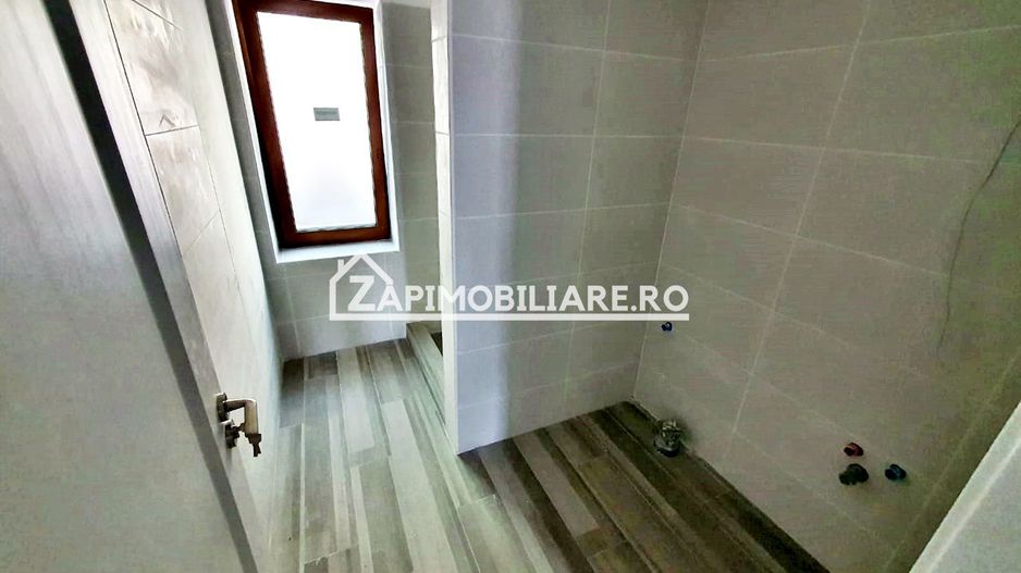 Casa premium 4 camere,2băi,120 mp, 550mp teren, - Poză 6