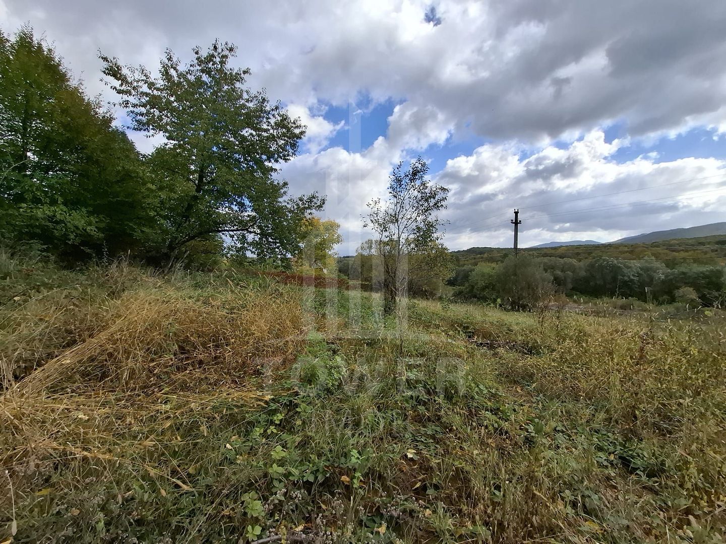 Teren intravilan cu Puz si priveliște deosebită, spre Cetatea Cisnădioara - Poză 13