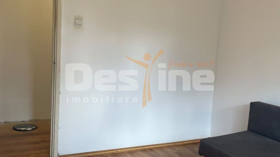 APARTAMENT 2 CAMERE DECOMANDAT RENOVAT - Poză 1
