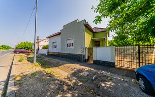 Casa cu teren 720 mp, caramida, str Dunarii (Gai) - Poză 1