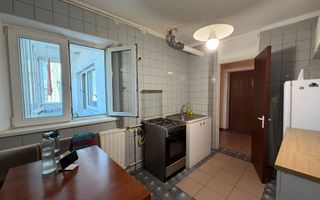 DE VANZARE 2 CAMERE BANU MANTA – APROAPE DE PIATA VICTORIEI - Poză 5