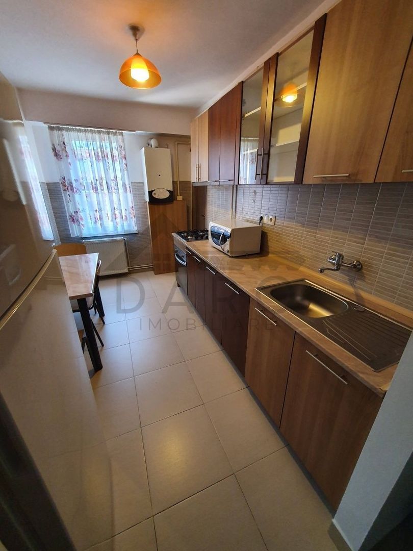 Inchiriez apartament 3 camere TUDOR - Poză 1