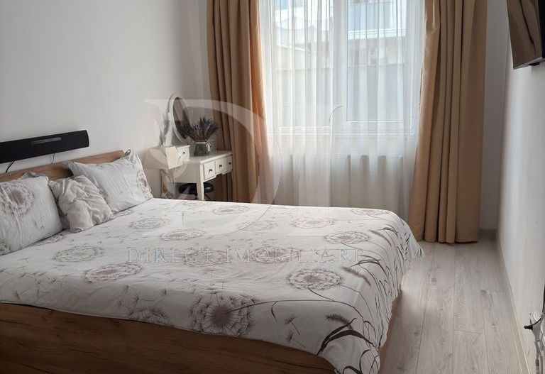 Apartament de vanzare/ Zona  Vivo - Poză 3