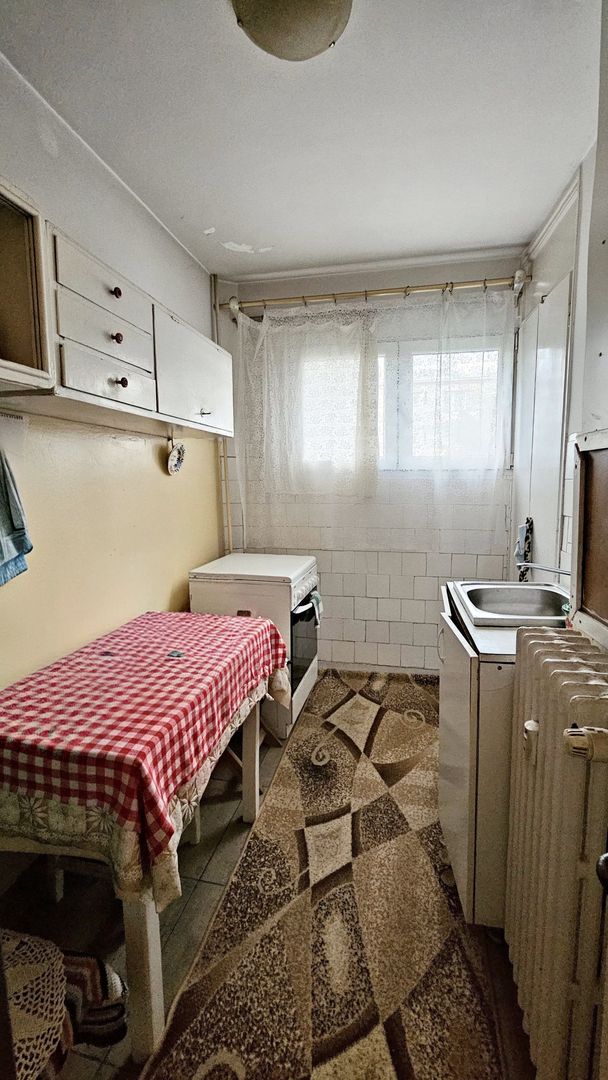 Garsonieră decomandată, etaj 2, balcon, bloc izolat – Astra, Str. Uranus - Poză 7