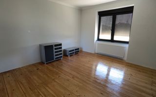 Casa ultracentral Periam - Poză 7