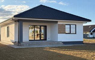 Casa Santandrei, 159 000 E (neg). Comision 0.