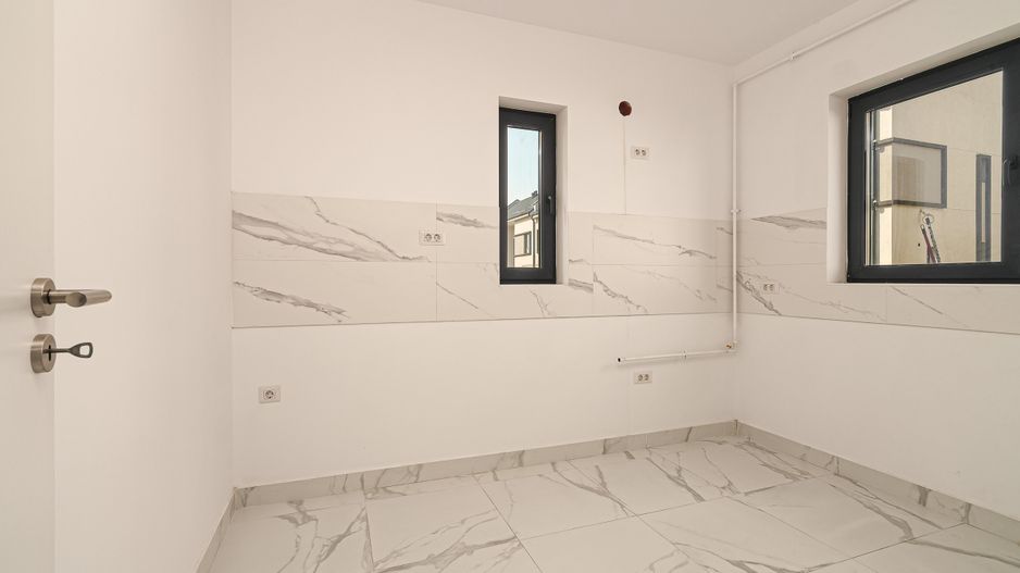 Vila duplex Giurgiului cartier privat P+1+M 147mp parcare + curte 86mp - Poză 19