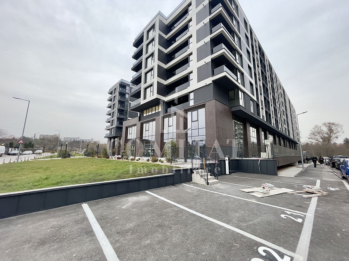 Apartament finisat cu terasă generoasă Imobil nou  Sopor - Poză 1