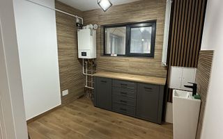 Spațiu comercial/birou ultracentral – Piața Unirii, Bloc Tarom – 50 mp – Parcare cu barieră - Poză 3