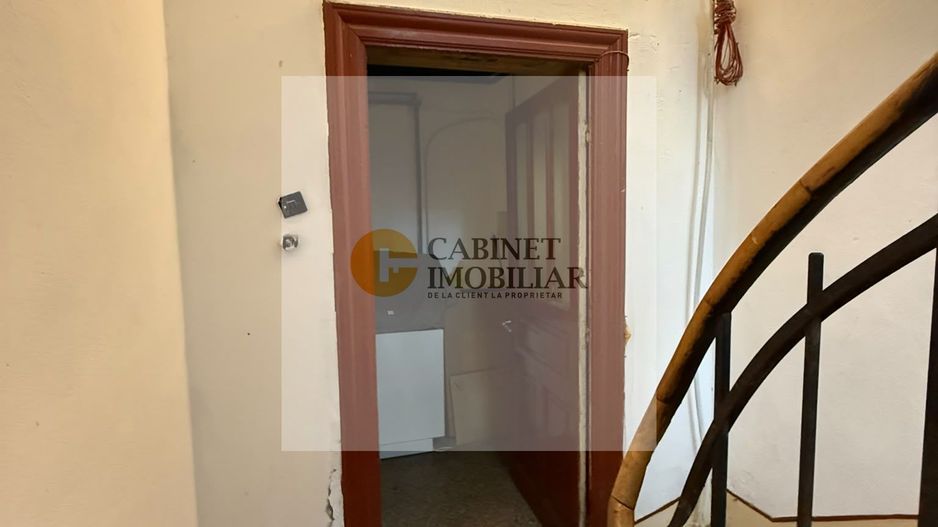 4 camere + vestibul I Parter I Romana - Poză 17
