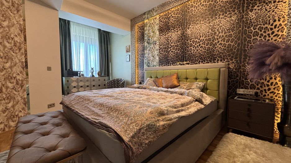 Apartament spectaculos 120 mp | Panorama către oraș | 2 Locuri Parcare - Poză 31