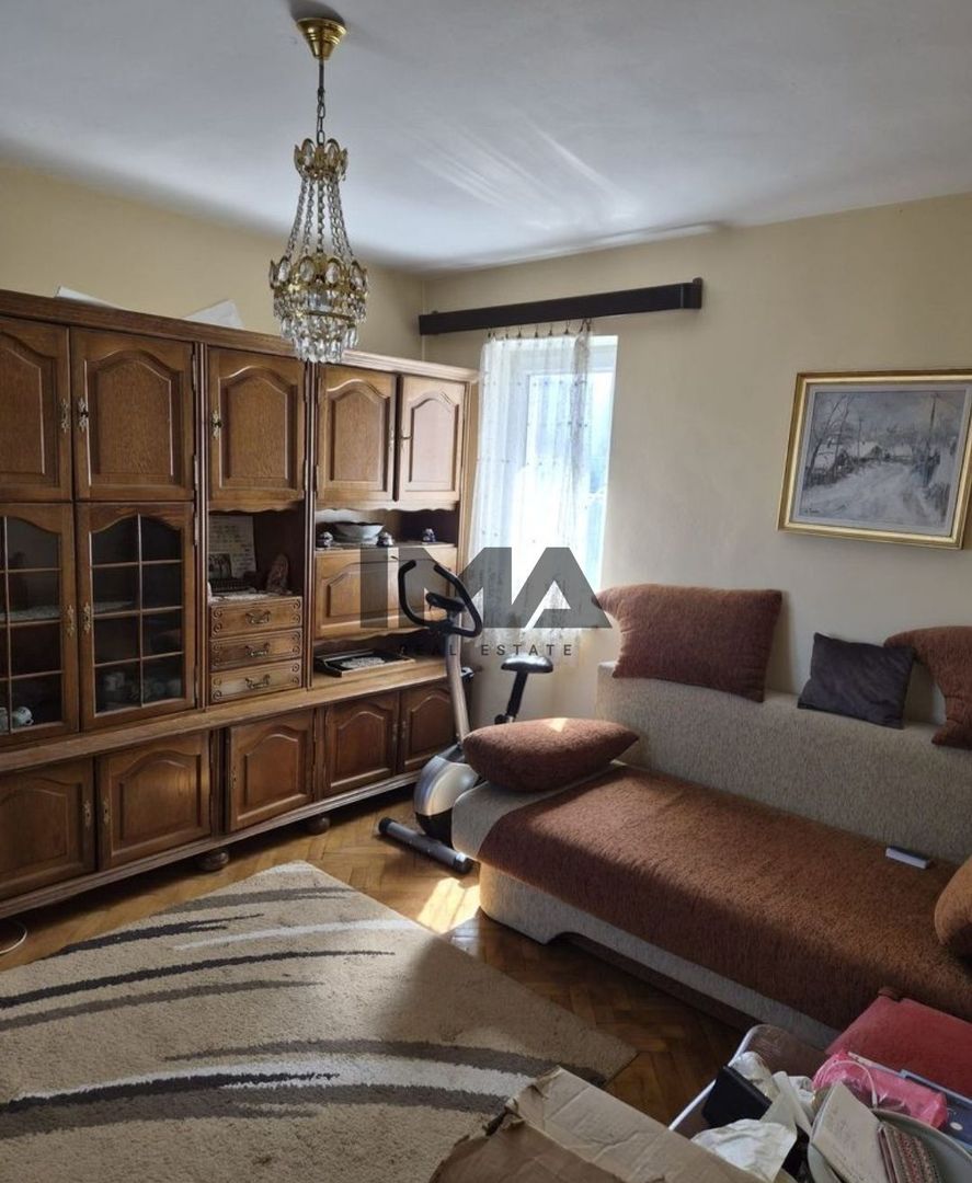 Apartament 3 camere decomandat, etaj intermediar cartier Manastur - Poză 2