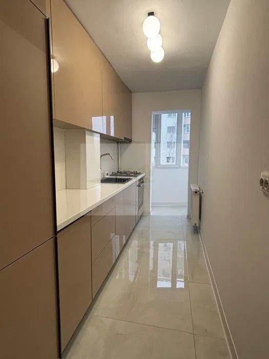 Apartament 4 camere decomandate-etaj 3/10– Cartier Manastur- zona Big - Poză 4