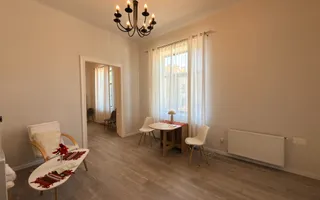 Apartament cu 3 camere si balcon, in Centru, langa Tribunal! - Poză 12
