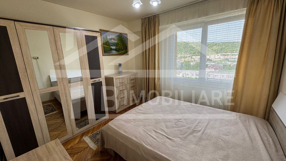 Apartament cu 2 camere, decomandat, 50mp, Zona Fortuna - Poză 2