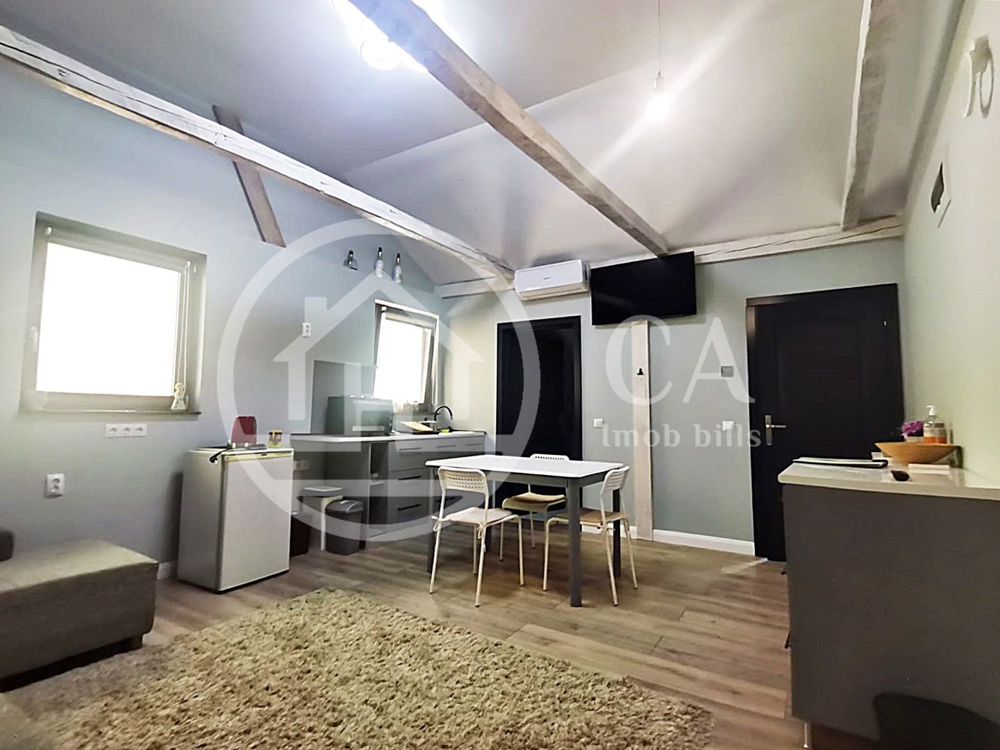 Apartament la casa, de inchiriat cu 2 camere in zona Centrala, Oradea - Poză 1