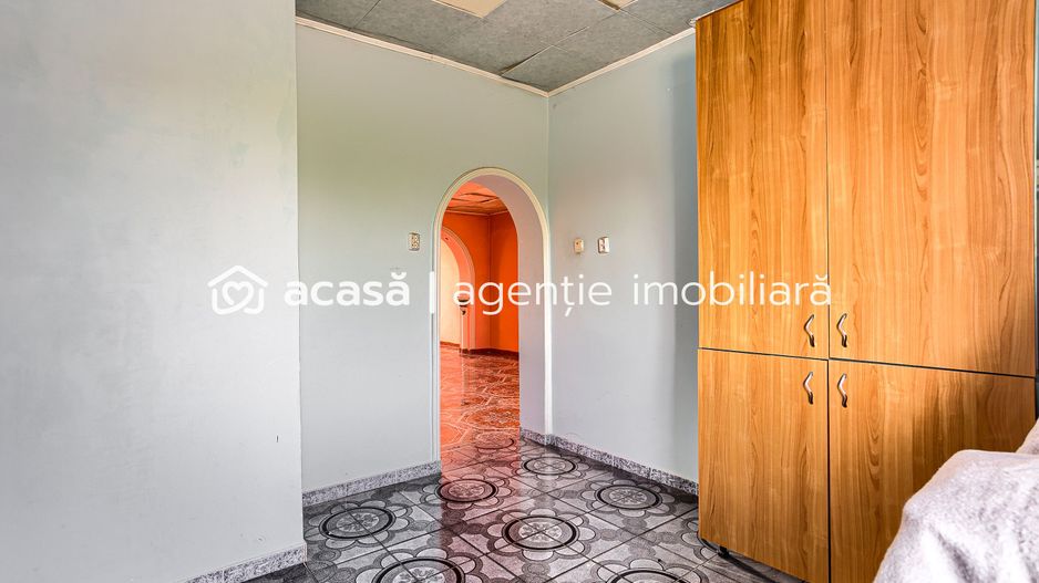 PRET REDUS! Casa la Macea - Poză 6