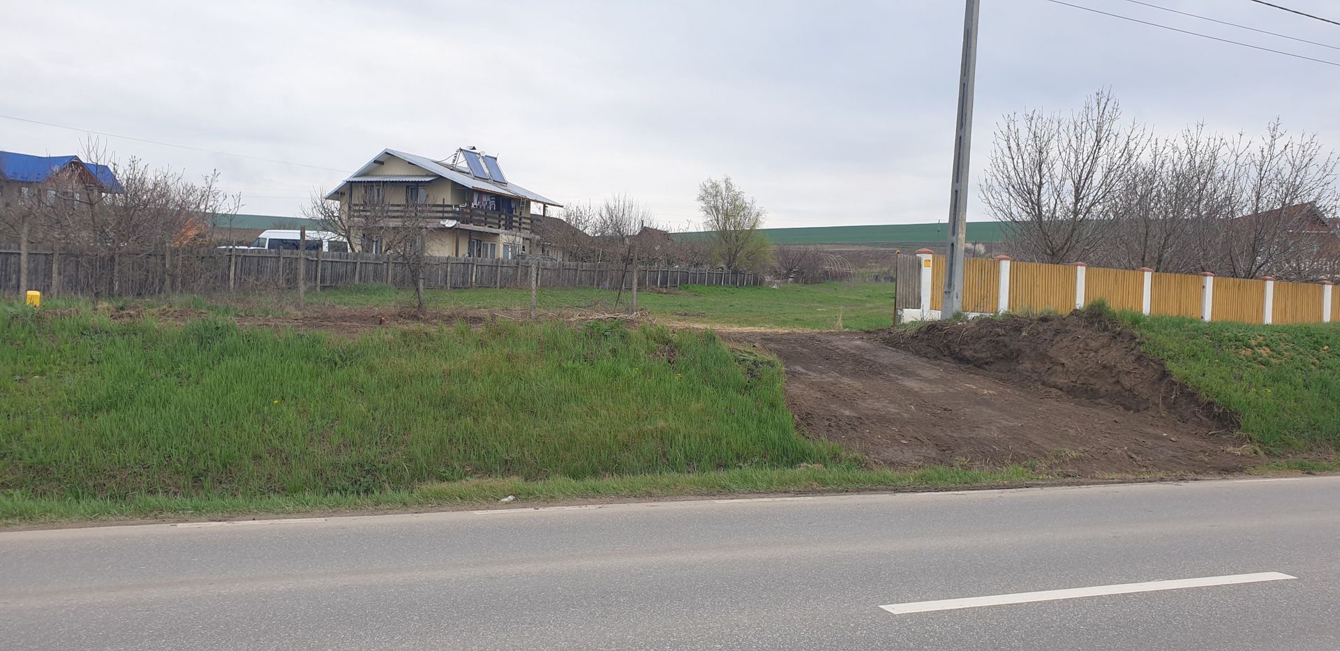 Teren 1.000 mp, INTRAVILAN, zona Ciușmeaua Moldovencei; - Poză 2